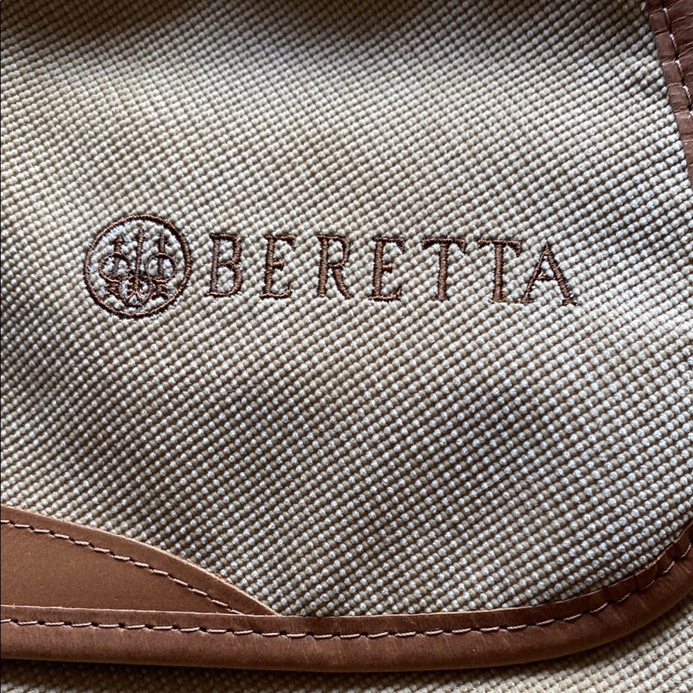 Beretta Briefcase Bag Laptop Adjustable Strap many compartments Like New - Picture 2 of 13